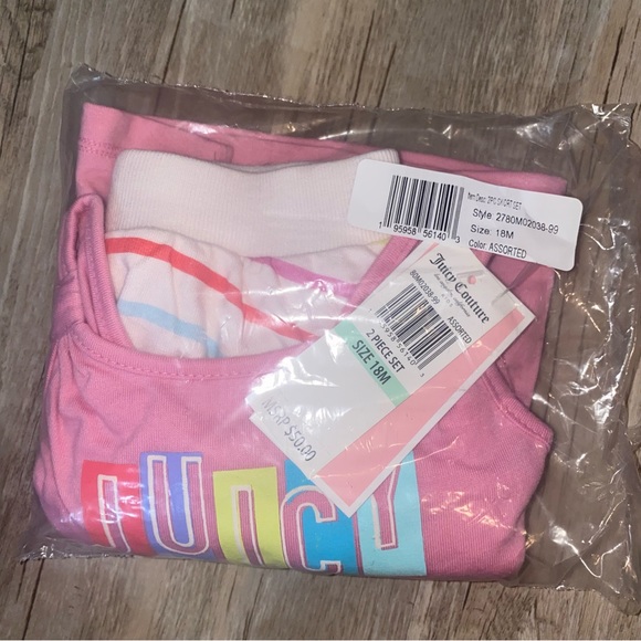 New Juicy Couture 2-Piece Logo Tank and Rainbow Stripe Skort Set Size 18 Months - Picture 5 of 5